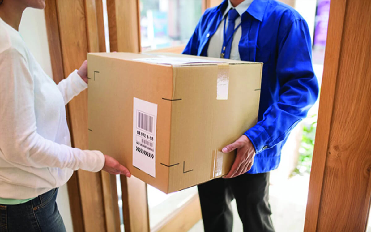 Solusi Barang Tertahan: Peran Krusial Forwarder di Bea Cukai